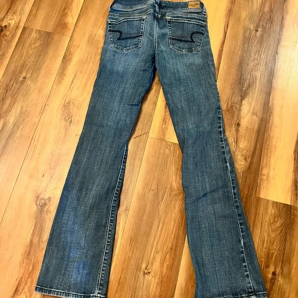AE American Eagle Boot Cut Jeans Size 2 EUC - Picture 3 of 4